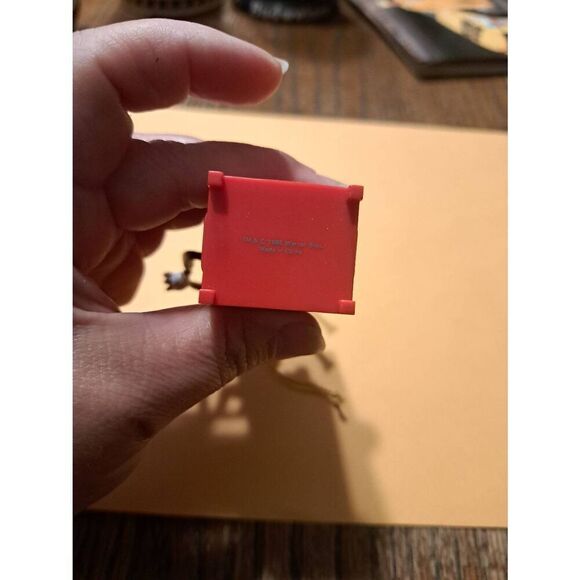 Vintage 1998 Warner Sports Taz Christmas Ornament Tasmanian Devil Looney Tunes - Picture 9 of 9